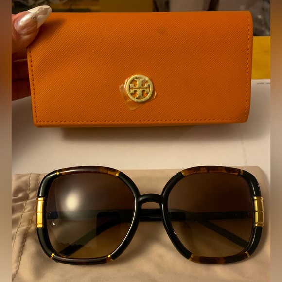 Designer Frames Michael Kors Eleanor Sunglasses Eleanor Eyeglasses